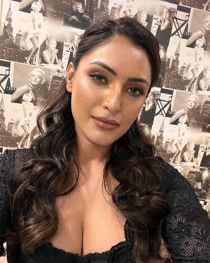 Sonia – Reliable Call Girls At Dankaur