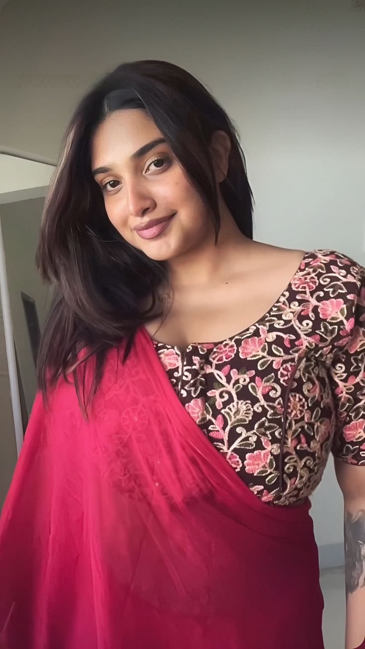 Luxury College Girls Near Dharmadom Just ₹12500